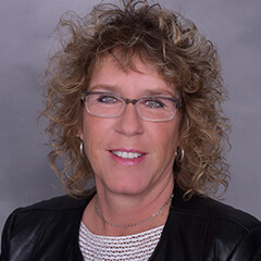 carey shanks headshot